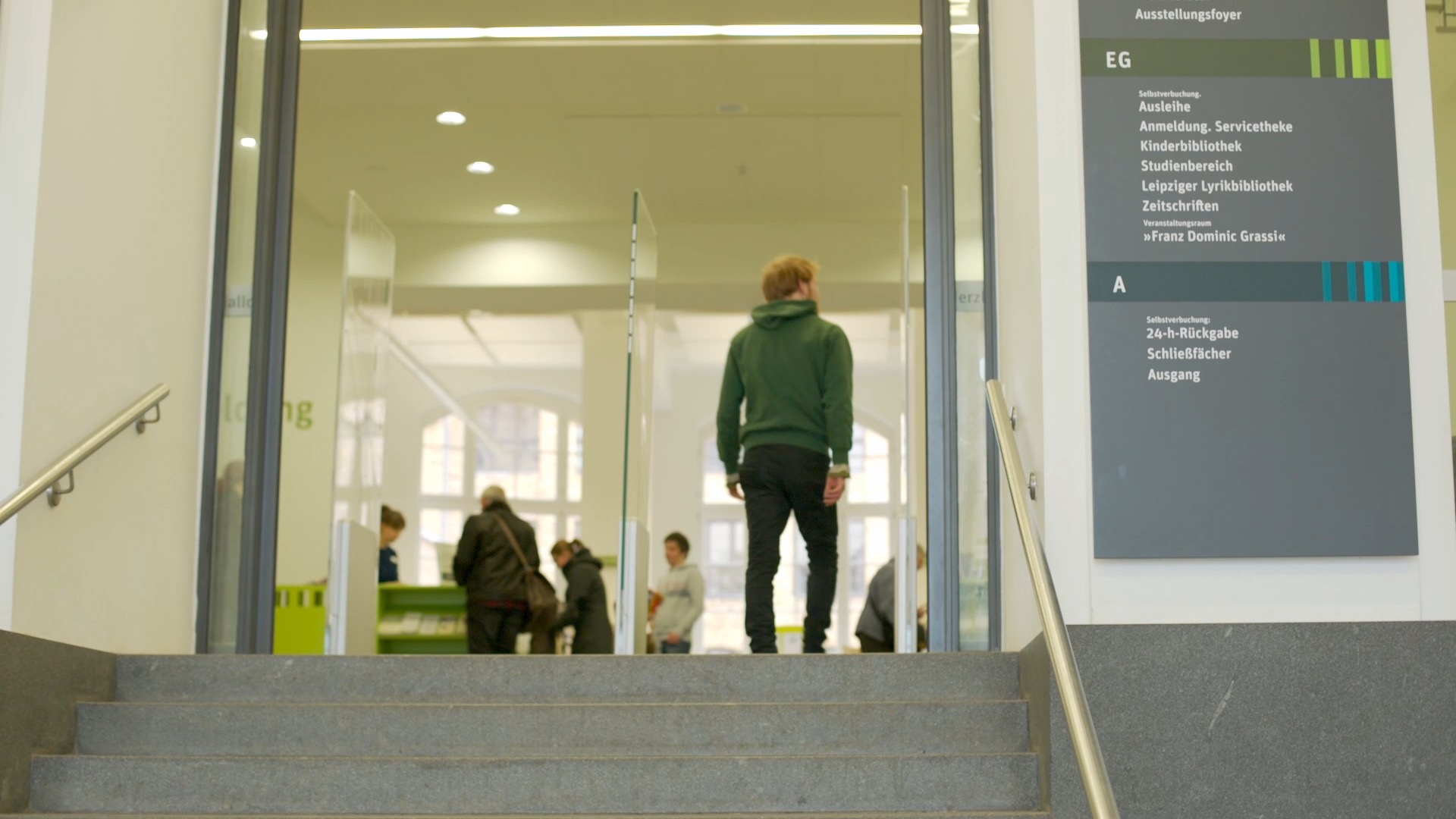 Hochschulbibliothek_Magdeburg.00_00_05_18.Standbild017